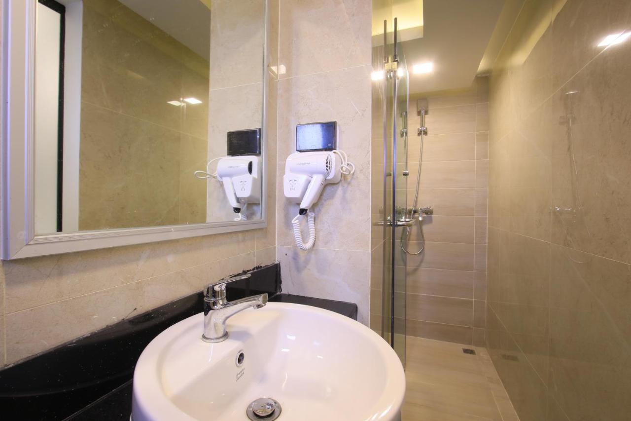 Pratunam Atrium Hotel Bangkok Kültér fotó